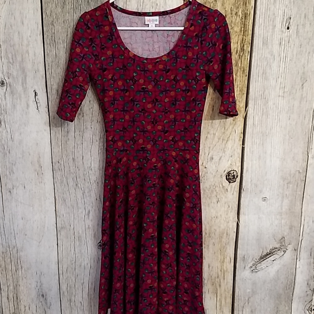 XS Lularoe Nicole